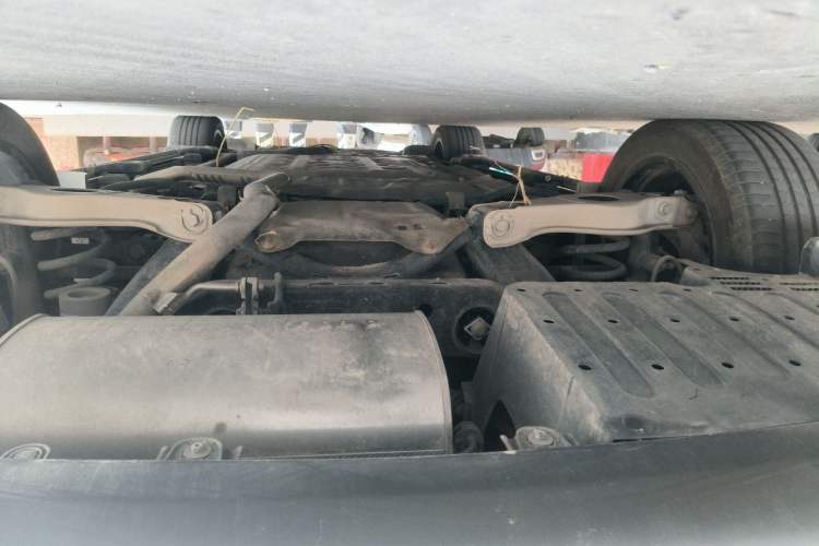 Used Li Auto L6 2024 Pro Model Chassis Rear