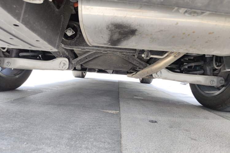 Used Li Auto L6 2024 Pro Model Chassis Rear