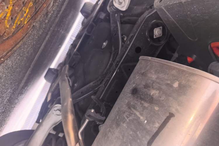 Used Li Auto L6 2024 Pro Model Chassis Rear