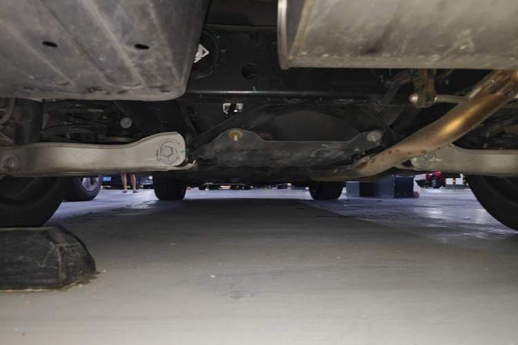 Used Li Auto L6 2024 Pro Model Chassis Rear