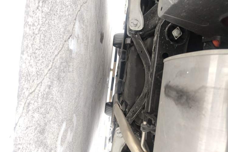 Used Li Auto L6 2024 Pro Model Chassis Rear