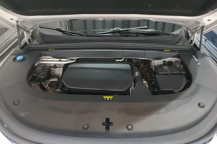 Used Li Auto L6 2024 Max Engine Bay