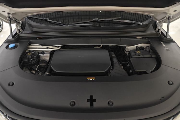 Used Li Auto L6 2024 Max Engine Bay