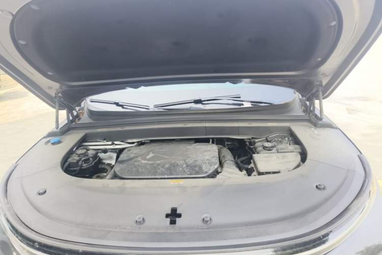 Used Li Auto L6 2024 Pro Model Engine Bay