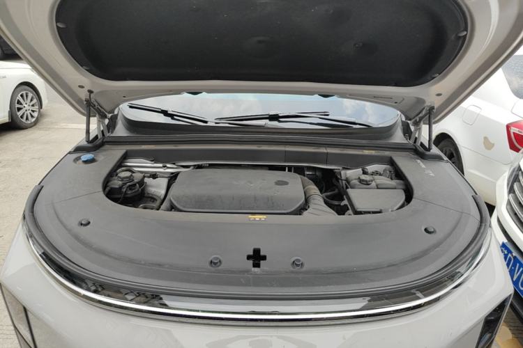 Used Li Auto L6 2024 Pro Model Engine Bay