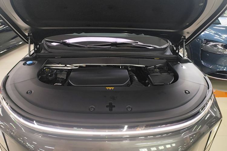 Used Li Auto L6 2024 Max Engine Bay
