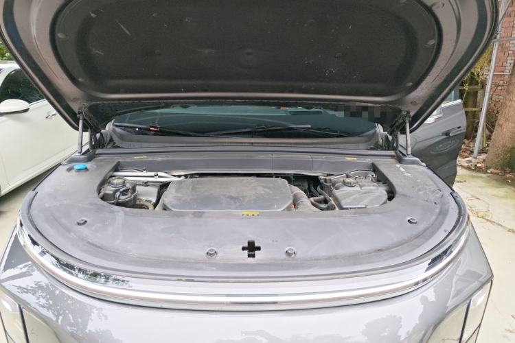 Used Li Auto L6 2024 Max Engine Bay
