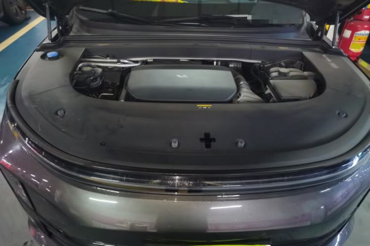 Used Li Auto L6 2024 Pro Model Engine Bay
