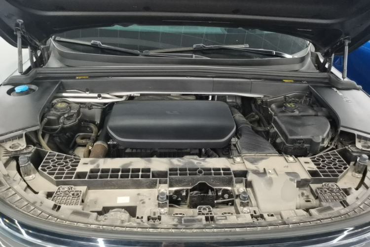 Used Li Auto L6 2024 Pro Model Engine Bay