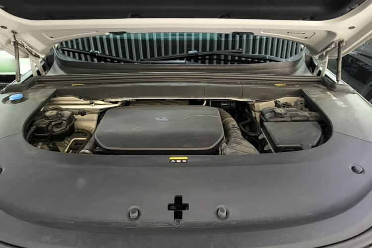 Used Li Auto L6 2024 Max Engine Bay
