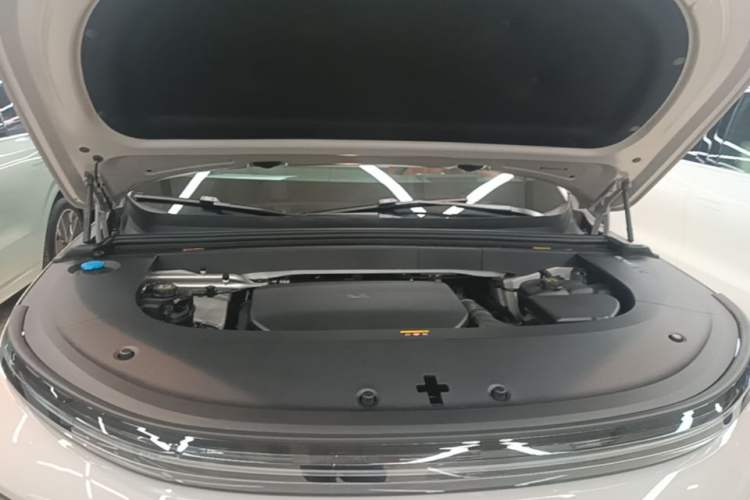 Used Li Auto L6 2024 Max Engine Bay