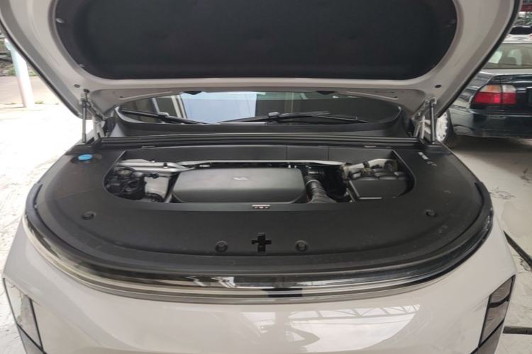 Used Li Auto L6 2024 Max Engine Bay