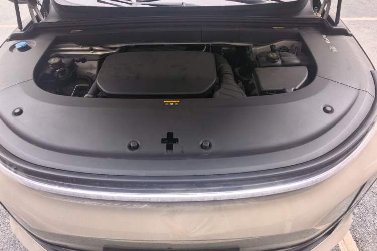 Used Li Auto L6 2024 Pro Model Engine Bay