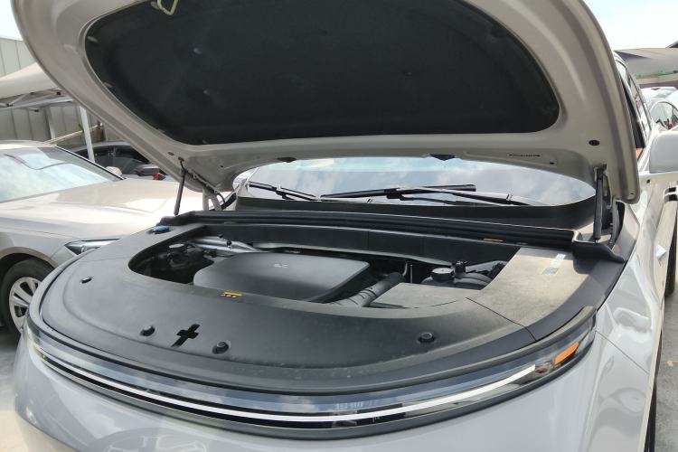 Used Li Auto L6 2024 Pro Model Engine Bay