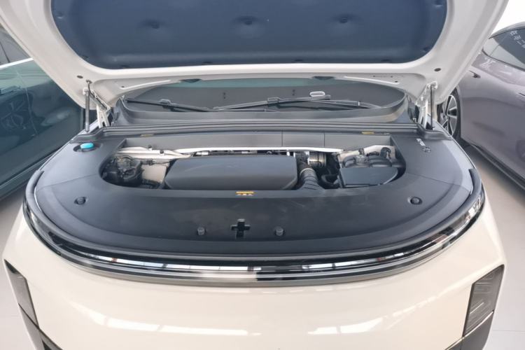 Used Li Auto L6 2024 Pro Model Engine Bay