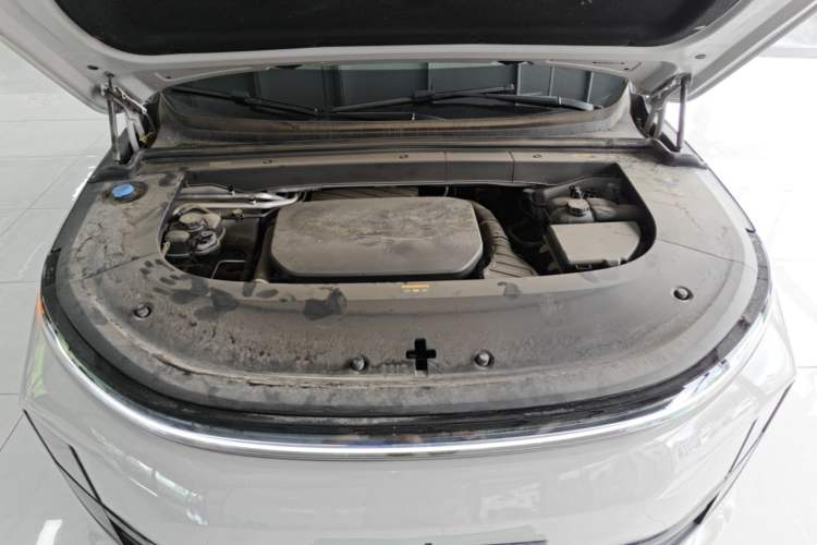 Used Li Auto L6 2024 Pro Model Engine Bay
