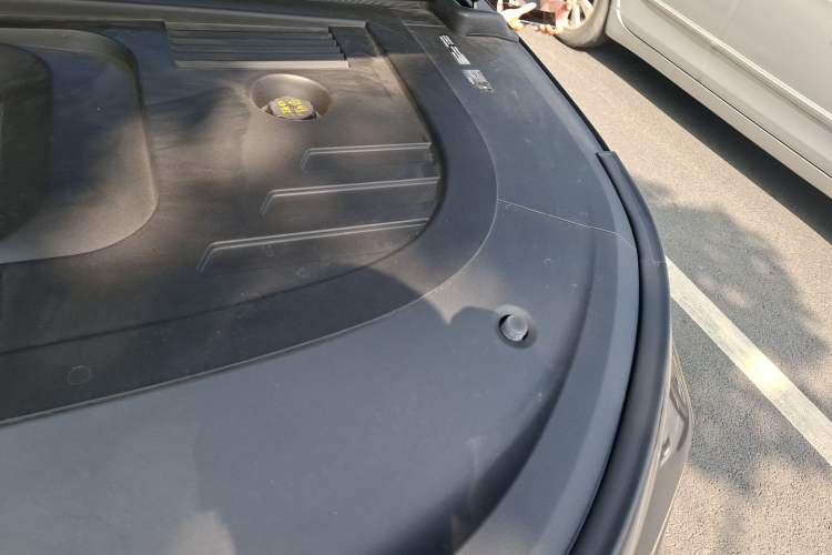 Used Li Auto L6 2024 Pro Model Engine Bay Left
