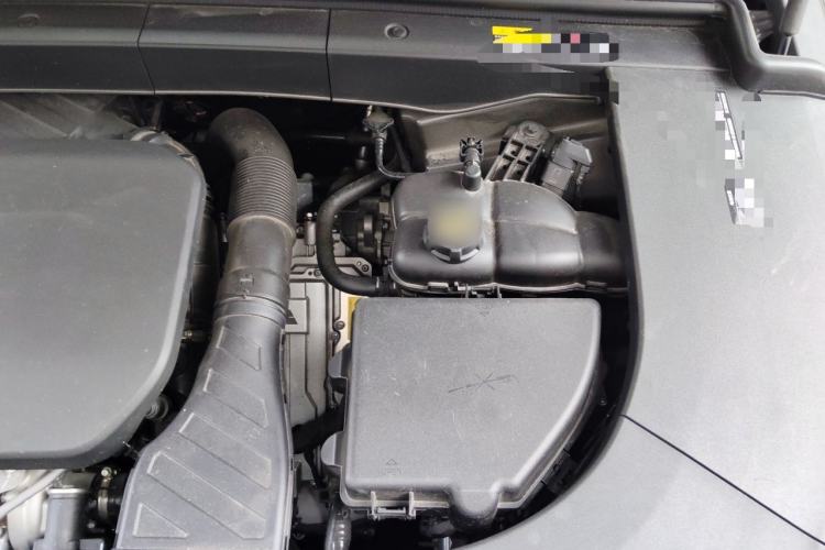 Used Li Auto L6 2024 Pro Model Engine Bay Left