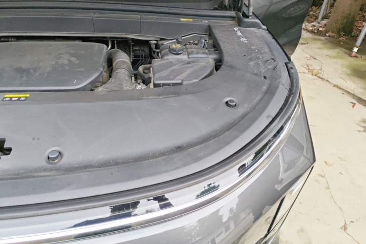 Used Li Auto L6 2024 Max Engine Bay Left