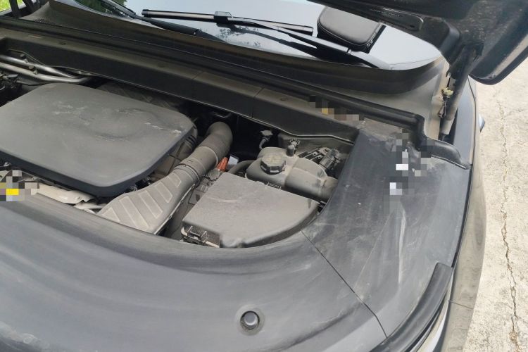 Used Li Auto L6 2024 Pro Model Engine Bay Left