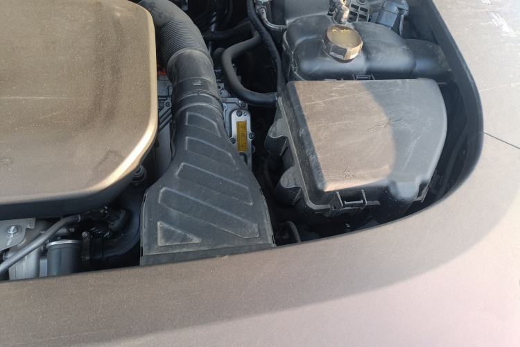 Used Li Auto L6 2024 Pro Model Engine Bay Left