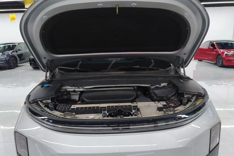 Used Li Auto L6 2024 Pro Model Engine Bay