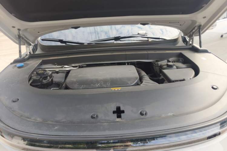 Used Li Auto L6 2024 Pro Model Engine Bay
