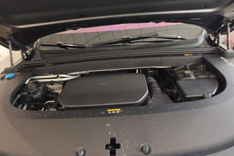 Used Li Auto L6 2024 Max Engine Bay