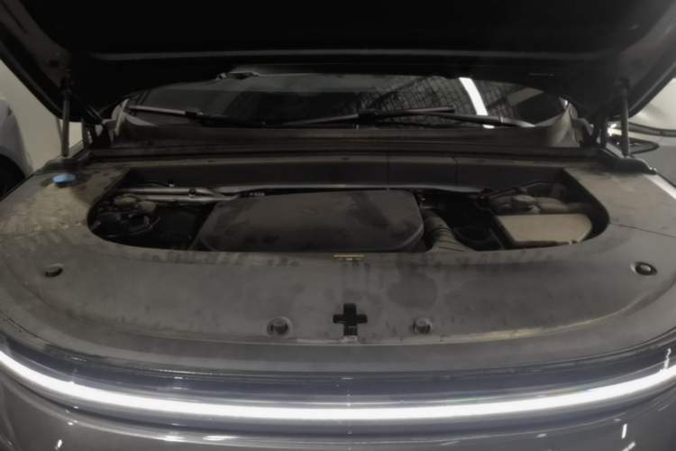 Used Li Auto L6 2024 Max Engine Bay
