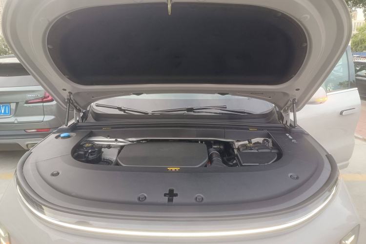 Used Li Auto L6 2024 Pro Model Engine Bay