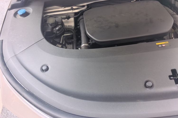 Used Li Auto L6 2024 Pro Model Engine Bay Right