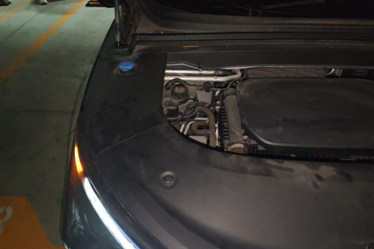 Used Li Auto L6 2024 Max Engine Bay Right