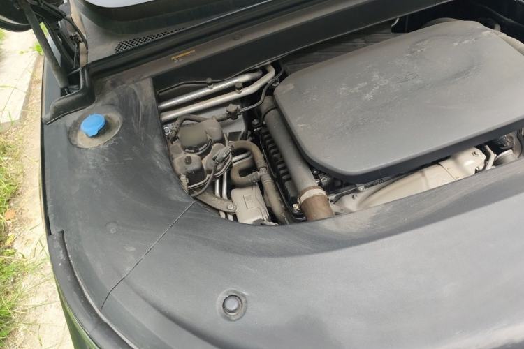 Used Li Auto L6 2024 Pro Model Engine Bay Right