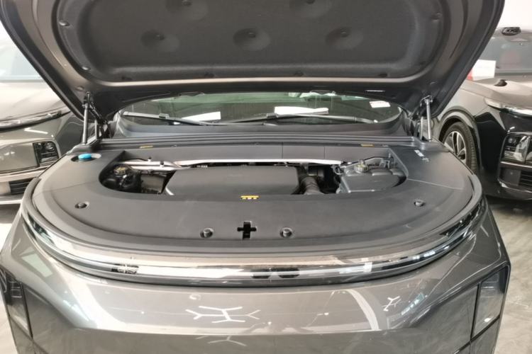 Used Li Auto L6 2024 Pro Model Engine Bay