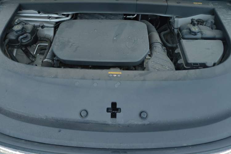 Used Li Auto L6 2024 Pro Model Engine Bay