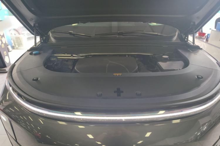 Used Li Auto L6 2024 Pro Model Engine Bay