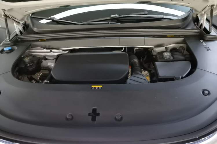 Used Li Auto L6 2024 Max Engine Bay