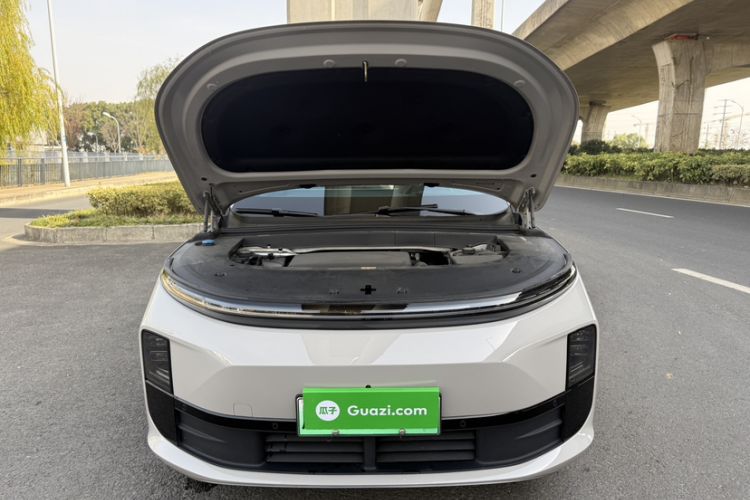 Used Li Auto L6 2024 Pro Model Engine Bay