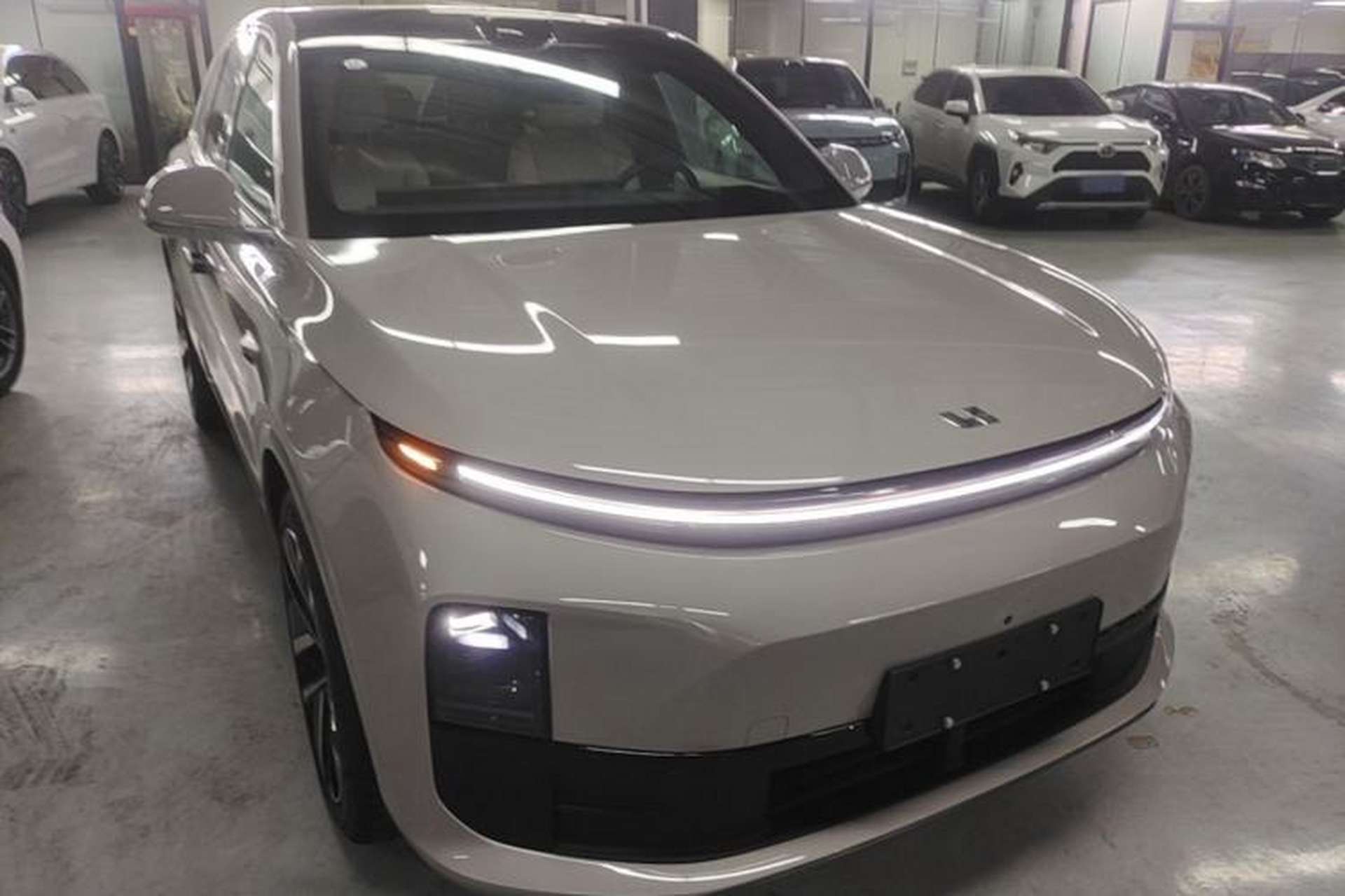 Used Li Auto L6 2024 Max Exterior 1