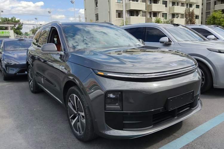 Used Li Auto L6 2024 Pro Model Exterior 1