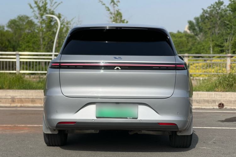 Used Li Auto L6 2024 Pro Model Exterior 1