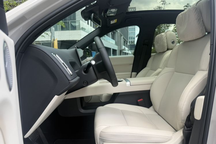 Used Li Auto L6 2024 Pro Model Exterior 10