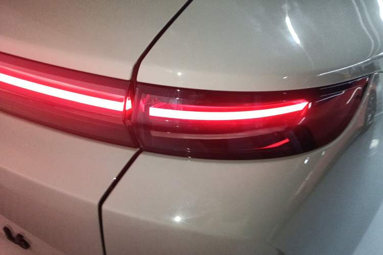Used Li Auto L6 2024 Max Exterior 3