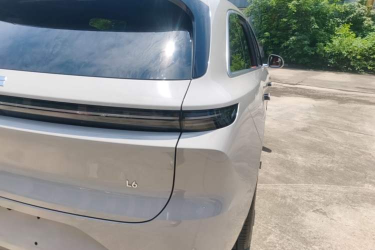 Used Li Auto L6 2024 Pro Model Exterior 3