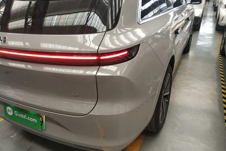 Used Li Auto L6 2024 Pro Model Exterior 3