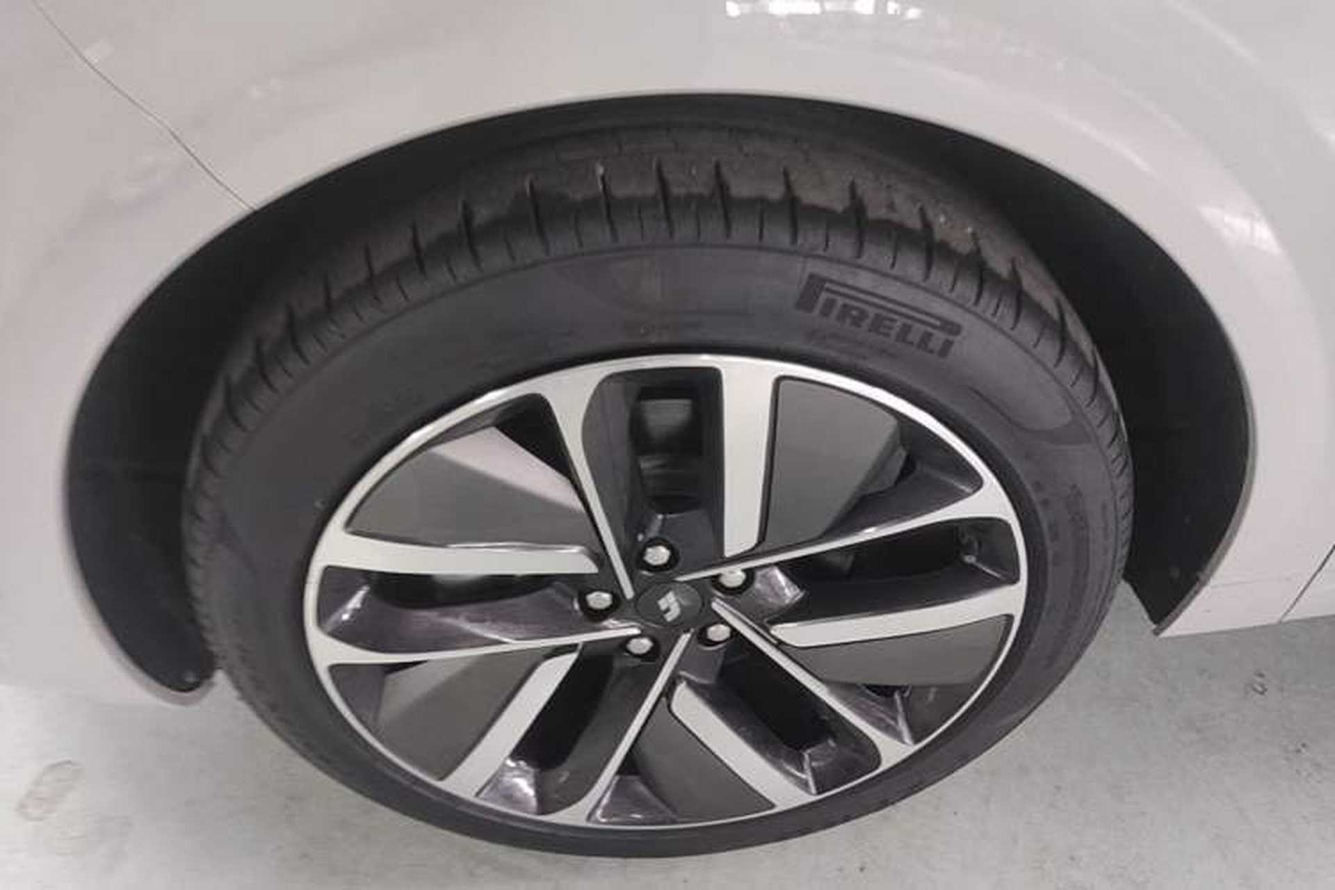 Used Li Auto L6 2024 Max Exterior 4