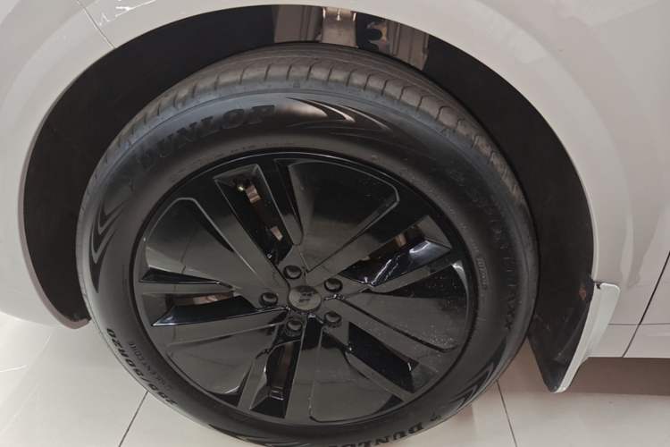 Used Li Auto L6 2024 Pro Model Exterior 4