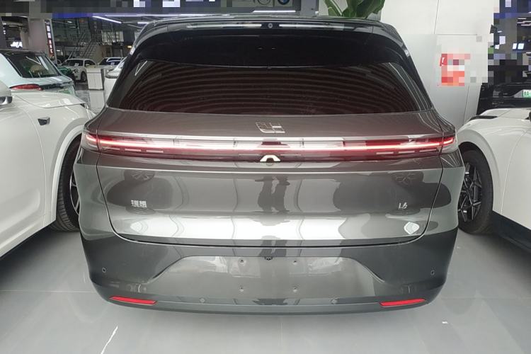 Used Li Auto L6 2024 Pro Model Exterior 4