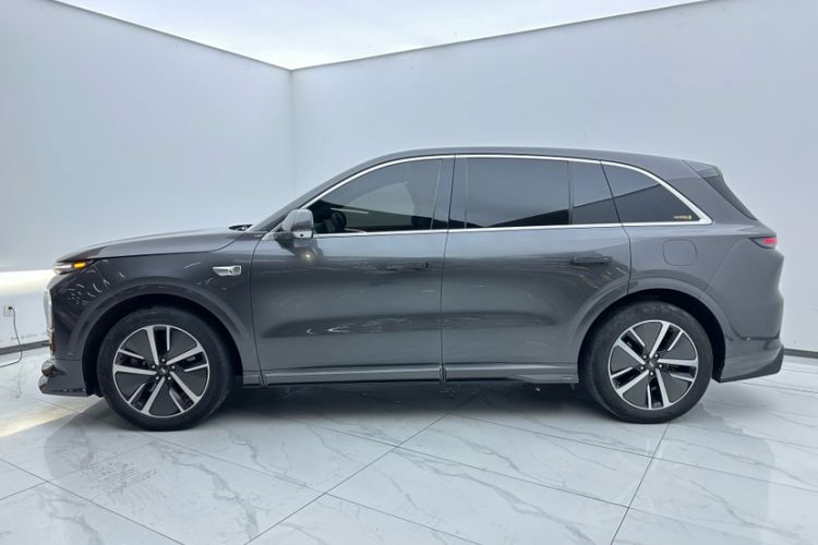 Used Li Auto L6 2024 Pro Model Exterior 5