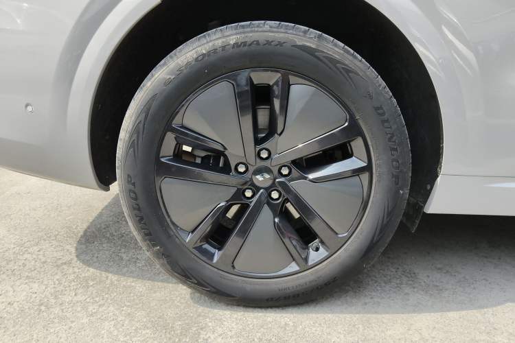 Used Li Auto L6 2024 Pro Model Exterior 5